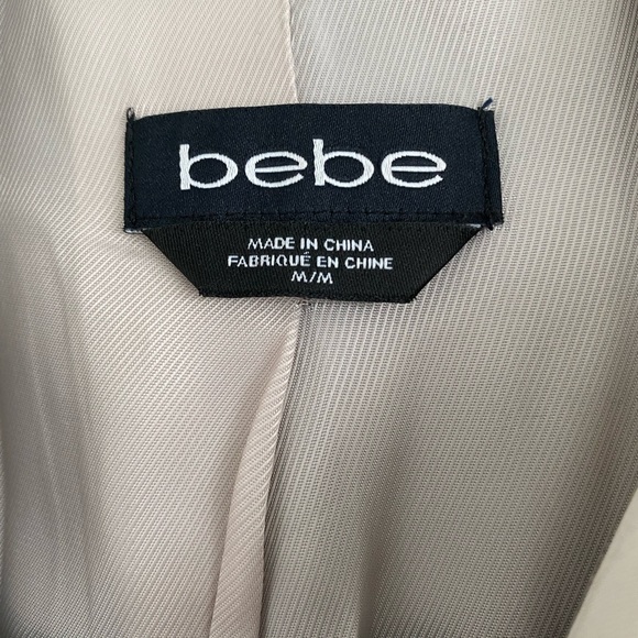 BEBE Two-tone Trench Coat - Picture 3 of 3